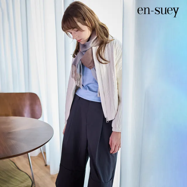 【en-suey 銀穗】EU極簡落肩坑條壓紋鋪棉短版外套-女