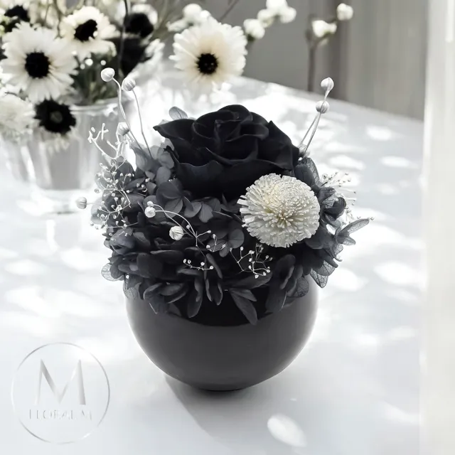 【Floral M】慕尼黑黑森林永生花禮贈香氛油(乾燥花/永生花/情人節花禮/生日禮物/開幕花禮/居家擺飾)