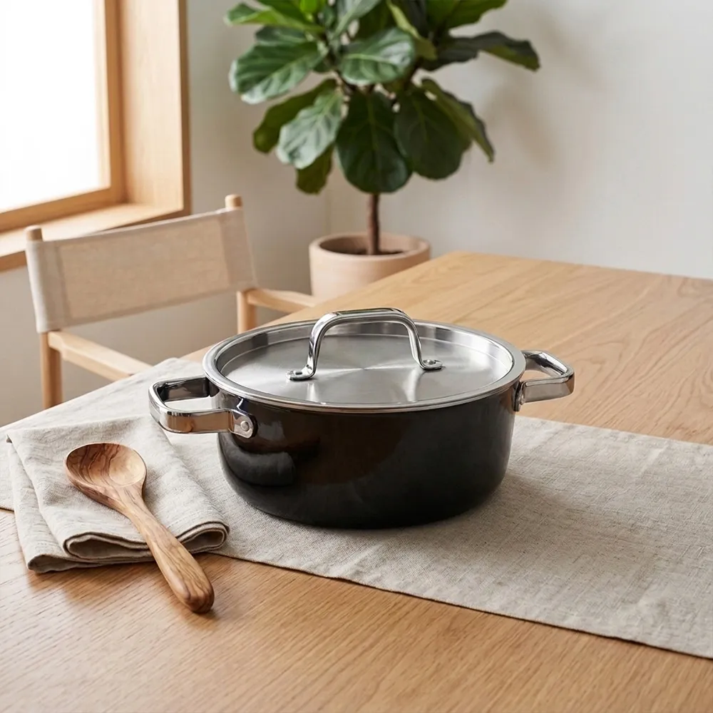 【WMF】德國製 Fusiontec Aromatic 低身湯鍋 22cm 3.1L(黑色/陶晶鍋) IH爐/電磁爐/瓦斯爐適用