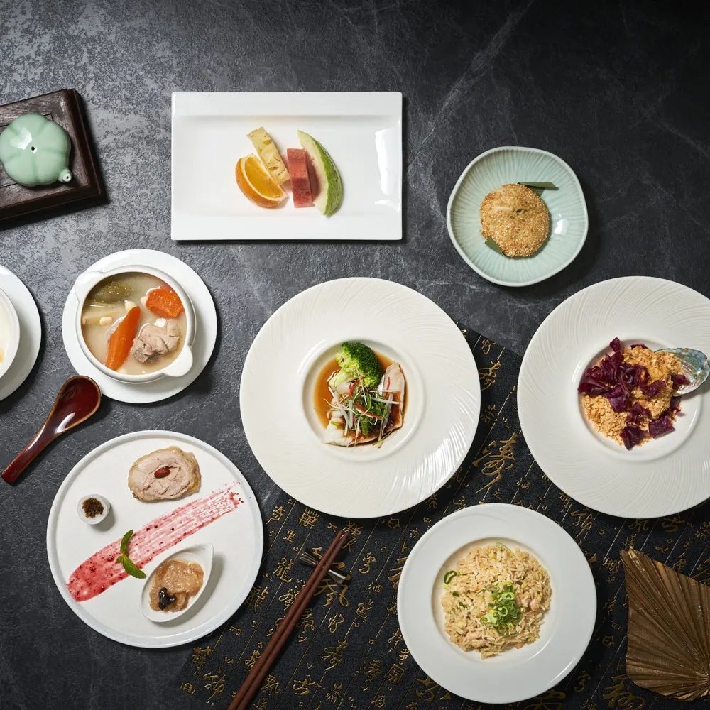 【新板希爾頓酒店】青雅中餐廳午或晚餐套餐券(假日+200)