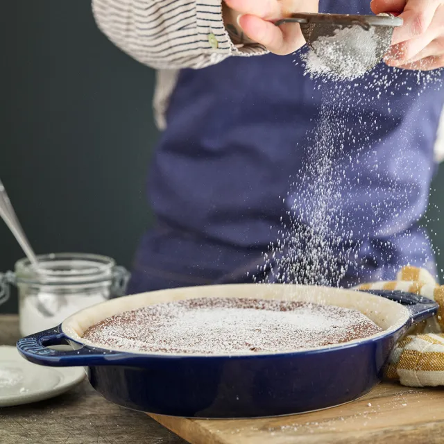 【STAUB】陶瓷雙把波浪烤盤派盤24cm-深藍色/1.2L(德國雙人牌集團官方直營)