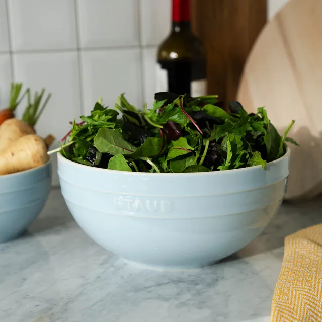 【STAUB】圓形陶瓷湯碗18cm-豆沙粉/奶油藍/青檸綠3色任選(德國雙人牌集團官方直營)