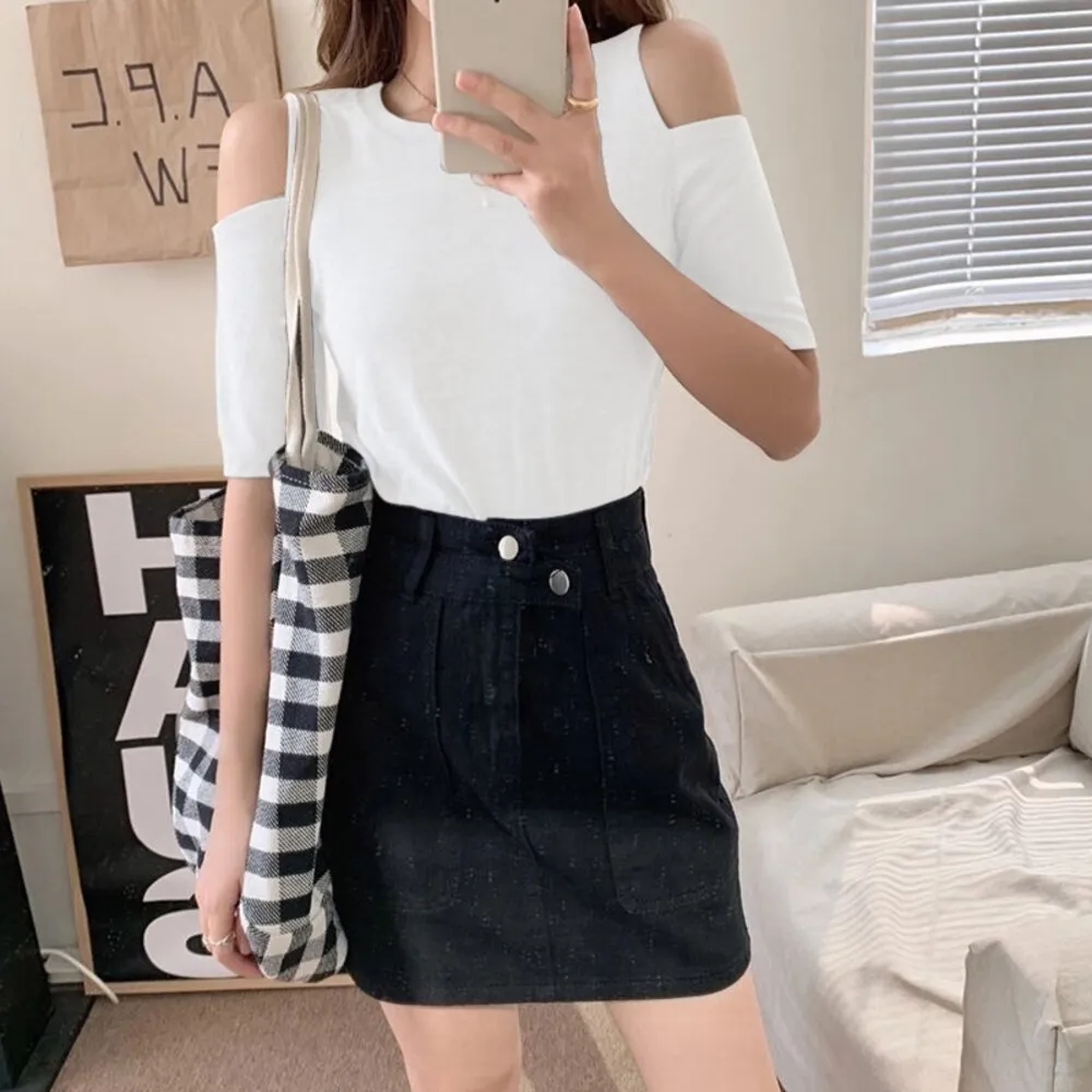 【Uicy】韓版露肩顯瘦短袖上衣 衣服女裝t恤短袖t恤上衣 T580
