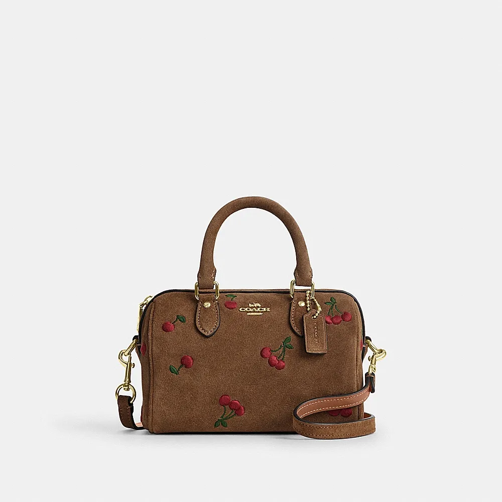 【COACH】蔻馳官方直營 ROWAN迷你櫻桃刺繡斜背手袋 斜背包 手提包-IM/混合雪松木色(CFO47)