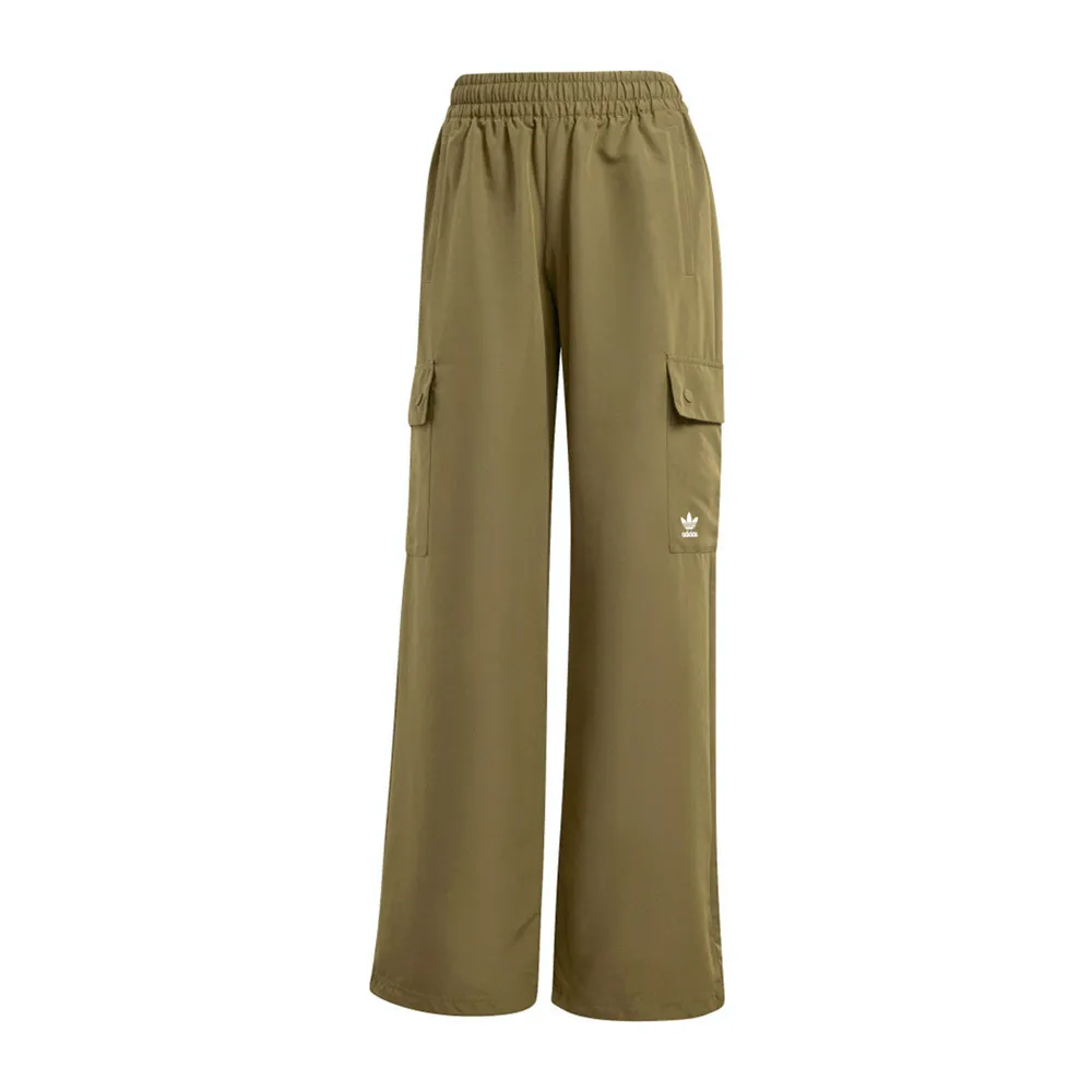 【adidas 愛迪達】ESS Woven Cargo 女 長褲 工裝風 運動 休閒 三葉草 寬鬆 軍綠(IX9972)