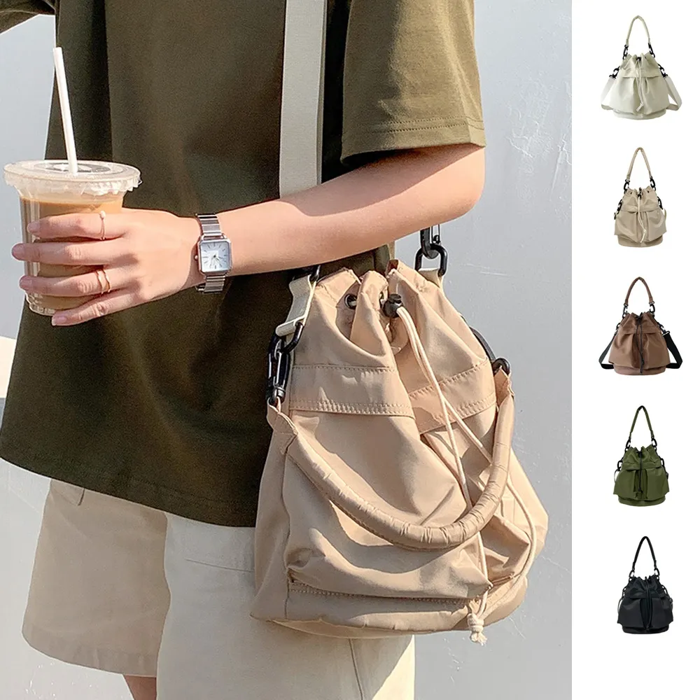 【Rosse Bags】日系輕便抽繩皺褶大容量手提包 肩背包 斜背包(米白色 / 杏色 / 棕色
