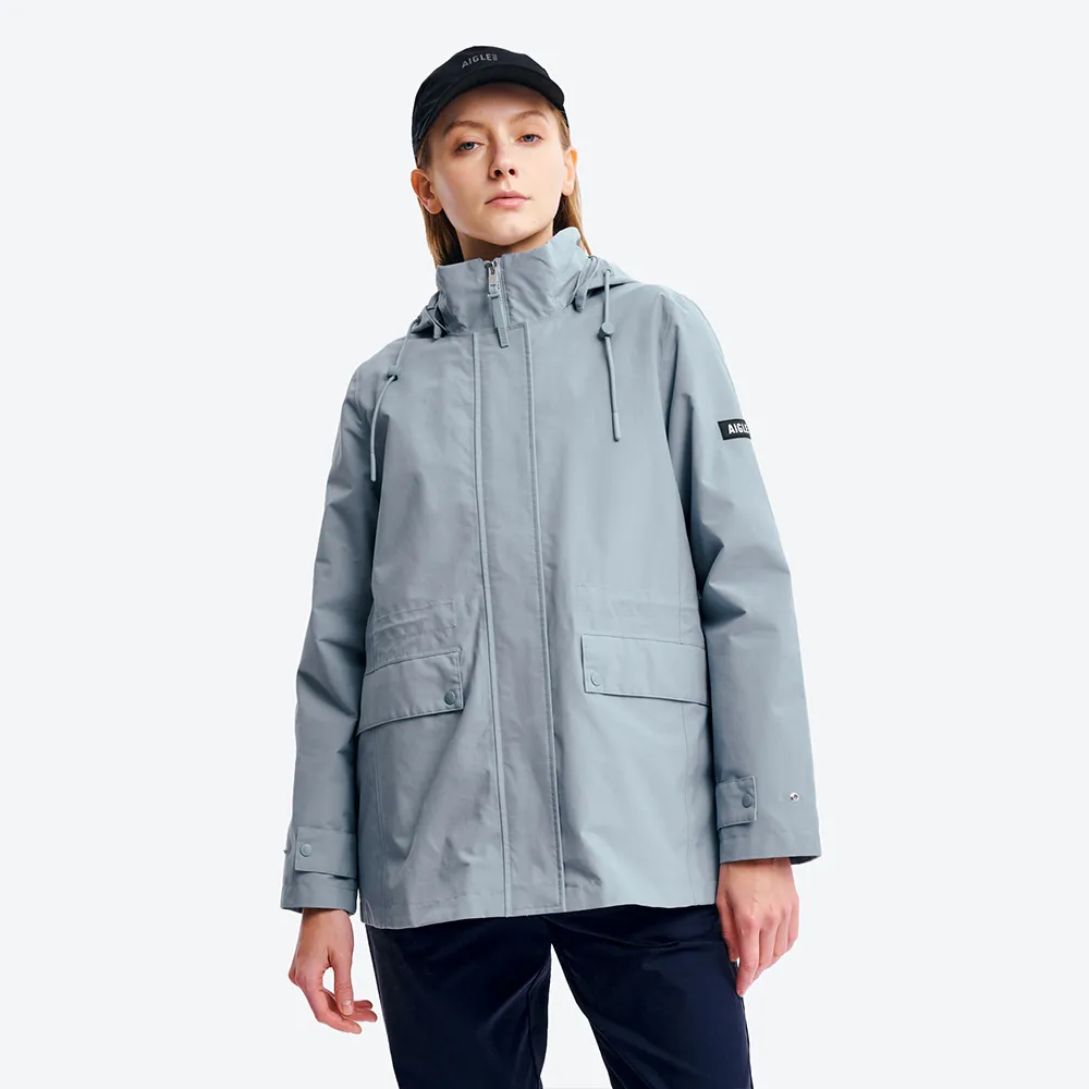 【AIGLE】女 GORE-TEX 防水透氣外套｜AG-5A205A251 迷霧藍(女外套 防水透氣外套 防風外套 Goretex)