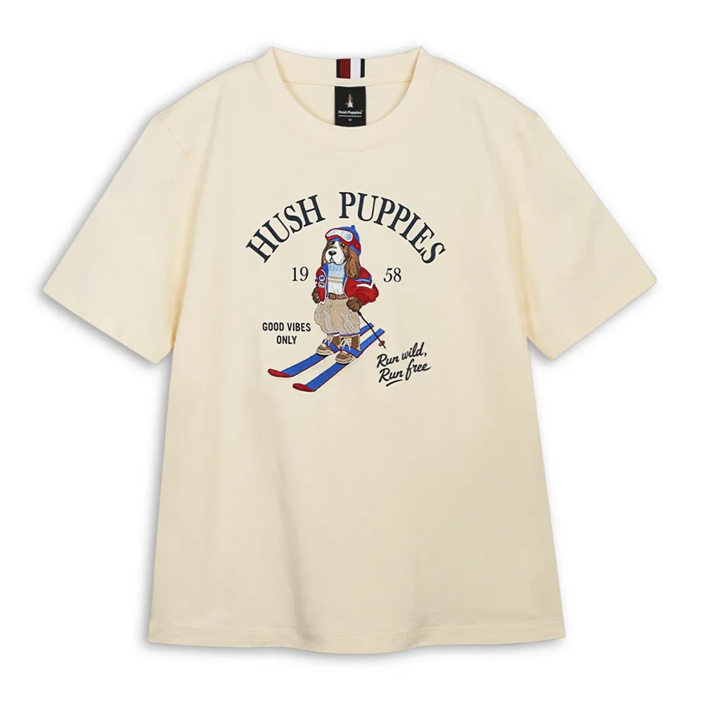 【Hush Puppies】男裝 T恤 Q版滑雪狗刺繡寬版T恤 (米色 / 64111101)