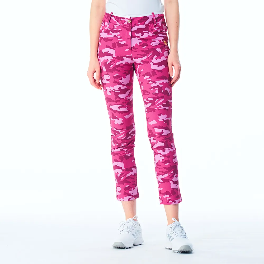 【KING GOLF】網路限定款-女款立體皇冠刺繡滿版數位迷彩印圖舒適修身休閒長褲/高爾夫球褲-桃紅色