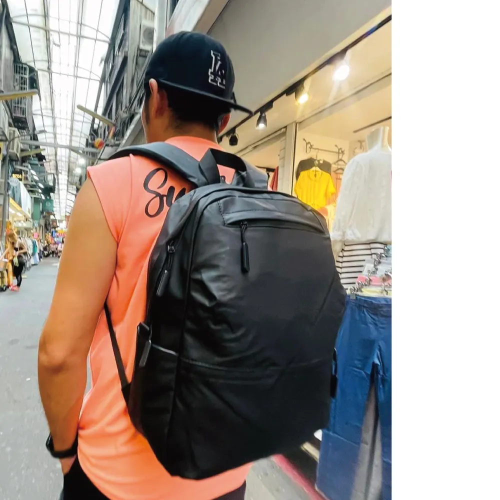 【AMERO】男包 輕量休閒商務電腦包(男包 輕量休閒商務電腦包 後背包 雙肩包 防潑水 柔軟料)