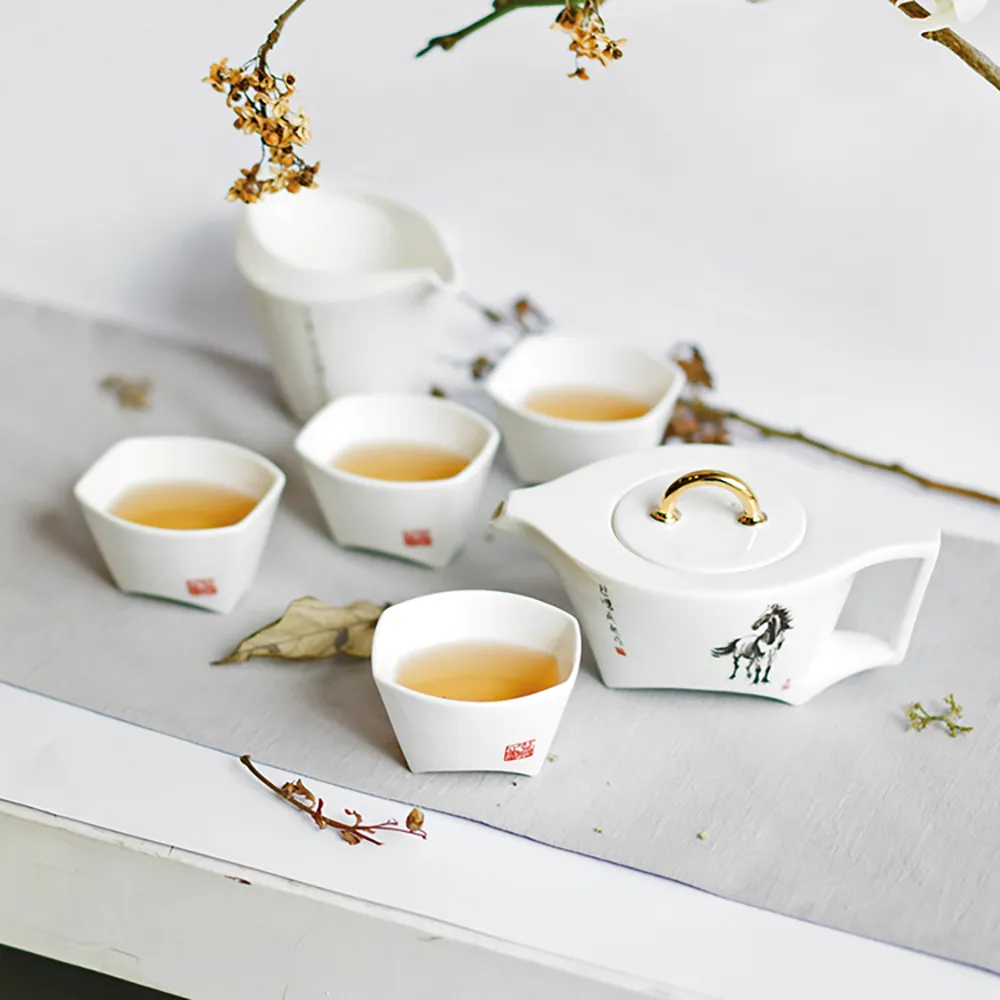 【TALES 神話言】臨風駿馬-馬鞍壺茶具組-1壺1茶海4杯(文創 禮品 禮物 收藏)