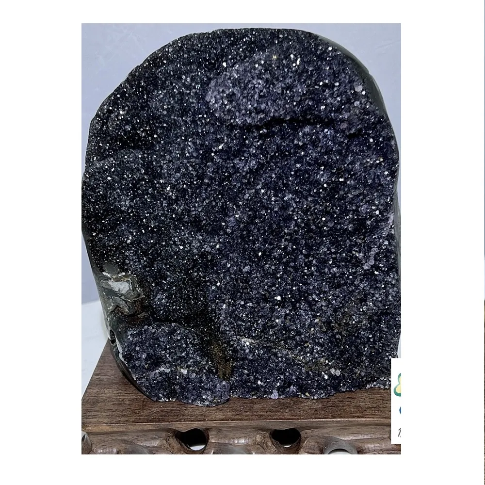 【恬芯晶品】天然招財意象彩色晶鎮 1000g以上款隨機出貨(烏拉圭天然水晶消磁淨化招財開運財位磁場運勢提升)