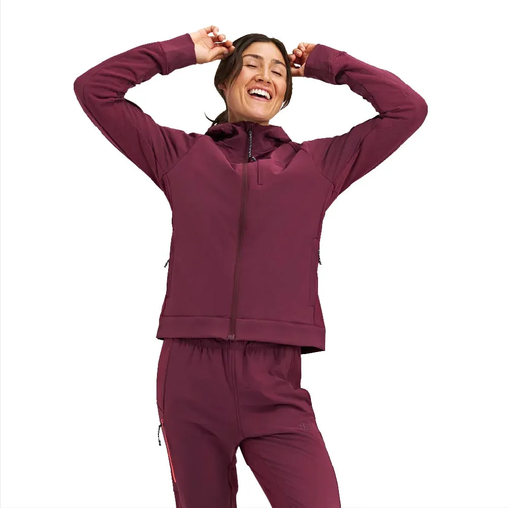 【BlackStrap】女Tribrid Grid Fleece 撥水動態保暖連帽外套/櫻桃酒紅Cherry/S-L(胸前口袋/透氣/保暖)