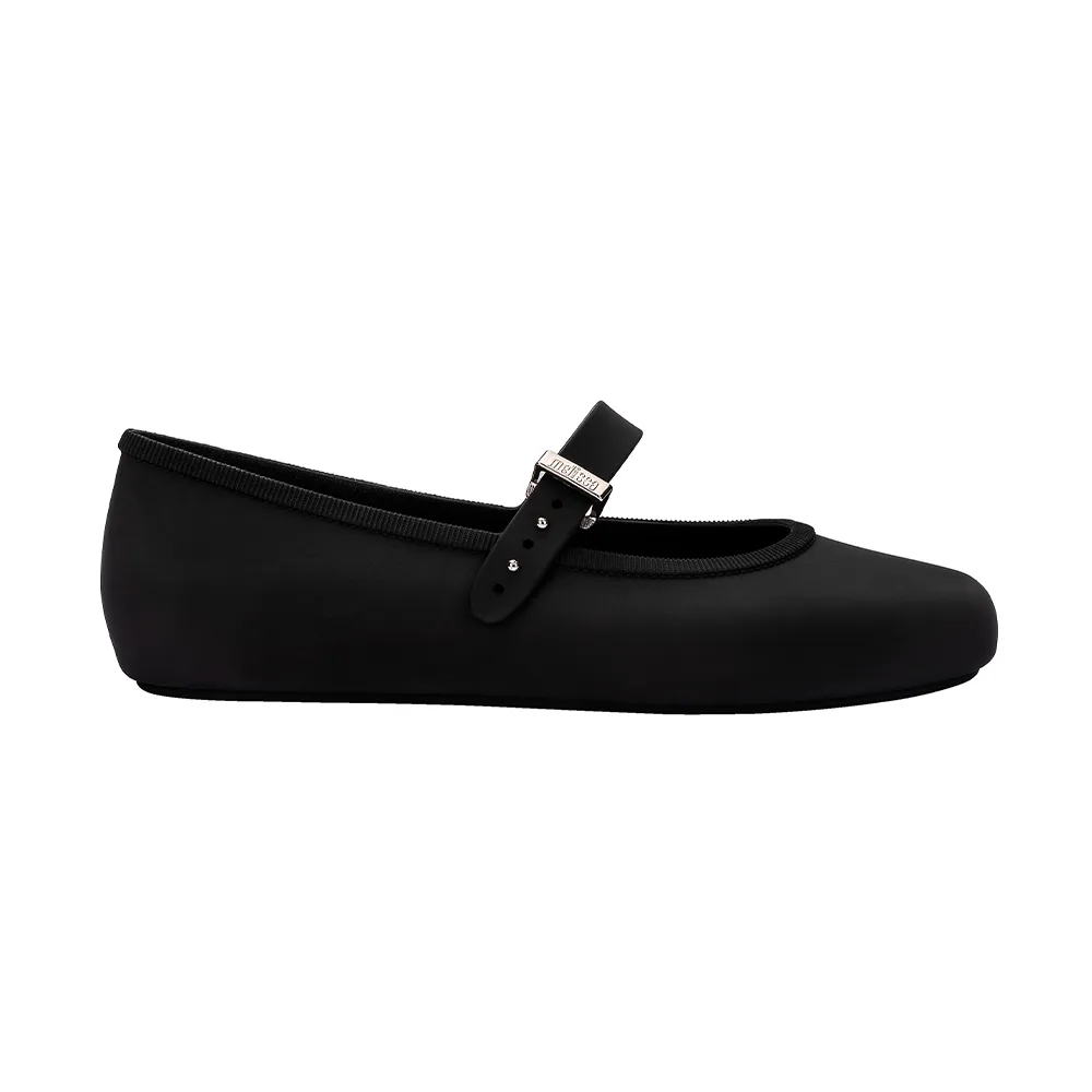【Melissa】圓頭素面瑪莉珍鞋(黑色) 防潑水