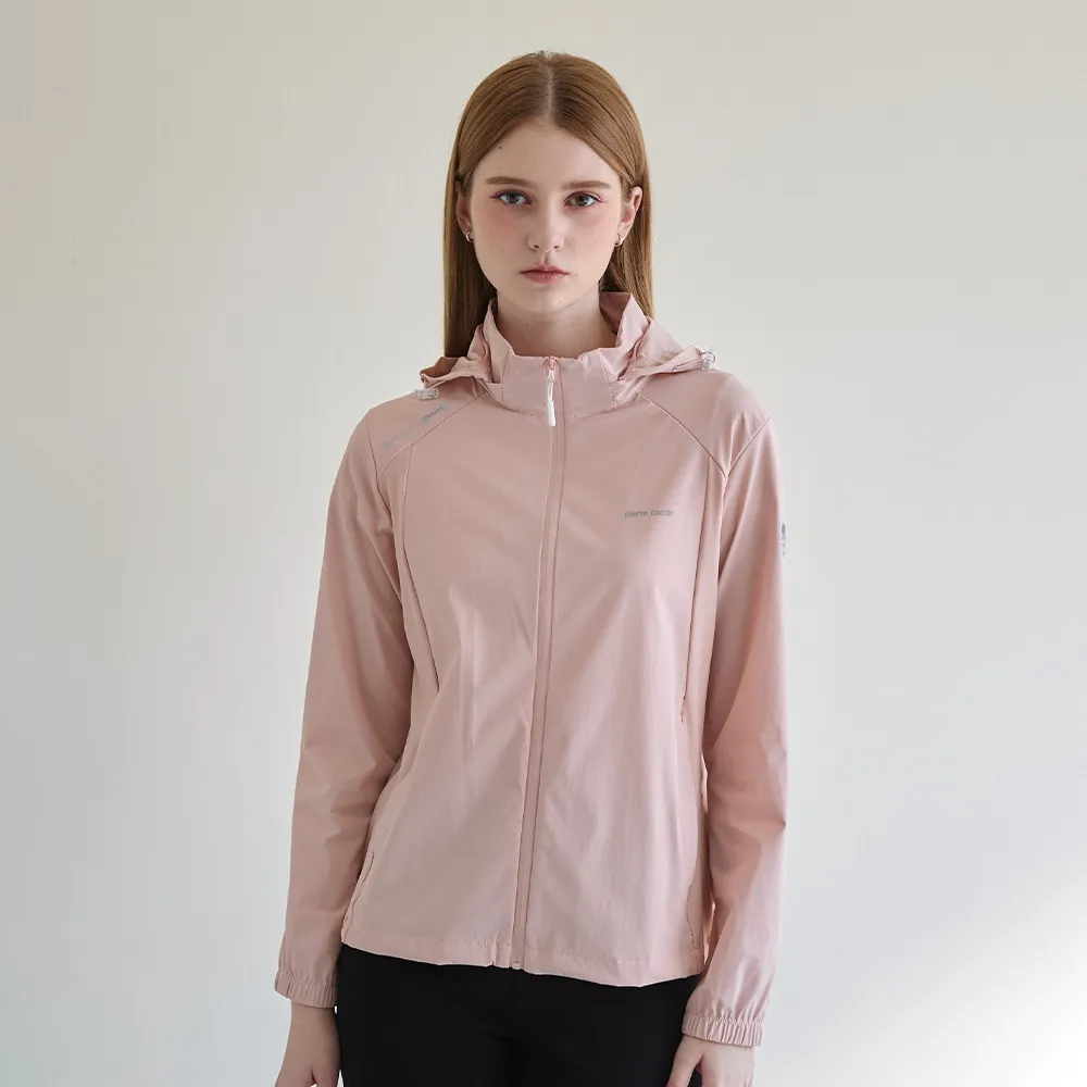 【pierre cardin 皮爾卡登】休閒服飾 女款 可拆帽透氣防曬連帽外套-橘粉色(6257691-62)