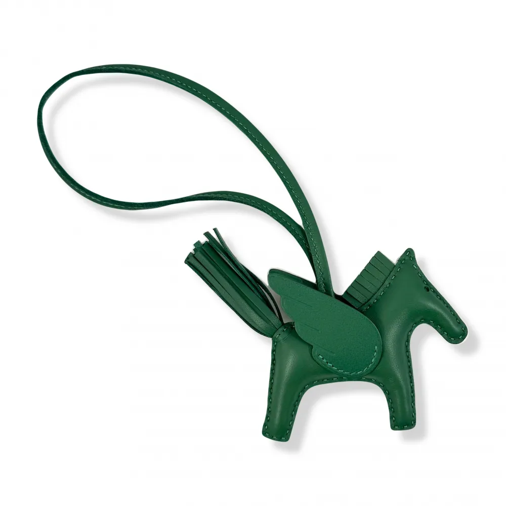 【Hermes 愛馬仕】Rodeo PM Pegase 小飛馬吊飾(深綠 Vert Moyen)