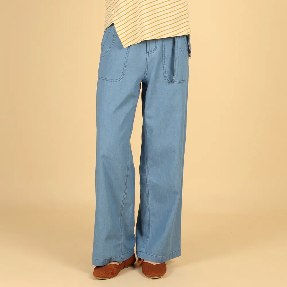 【Hush Puppies】女裝 長褲 腰綁帶牛仔寬褲 (淺藍 / 63221101)