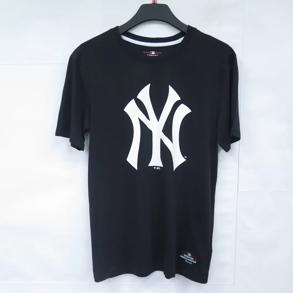 【FANATICS】MLB短袖上衣 紐約洋基隊 大LOGO T恤 (MLBTS520200BLK黑)
