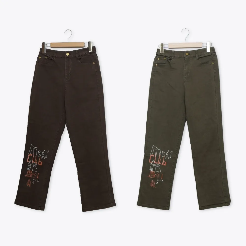 【MOSS CLUB】後鬆緊腰頭褲管印花彈力長褲 綠 咖(魅力商品)