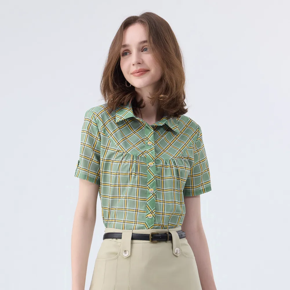 【ILEY 伊蕾】格紋印花休閒短袖襯衫(綠色；M-XL；1242351503)