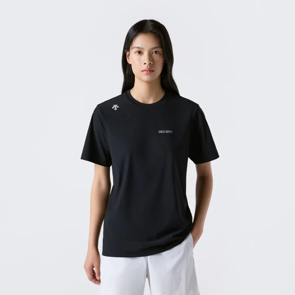 【DESCENTE】短袖上衣 男 女 中性 快排 BACK GRAPHIC SHORT SLEEVET-SHIRTS 黑 SR323RTS78-BLK0