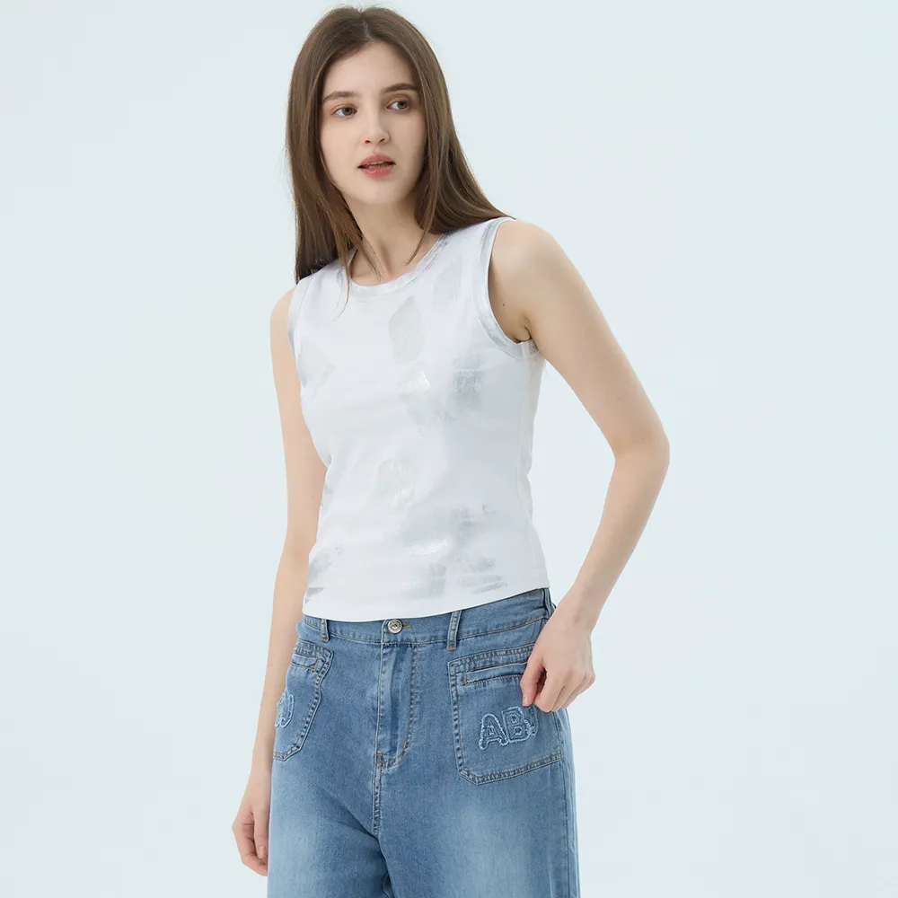 【Qiruo 奇若名品】春夏專櫃精品 白色背心上衣7109D短版銀白