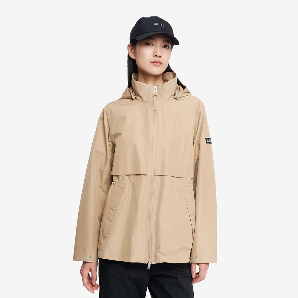 【AIGLE】女 GORE-TEX 防水透氣外套|AG-5A204A150 卡其(女外套 防水透氣外套 防風外套 Goretex)