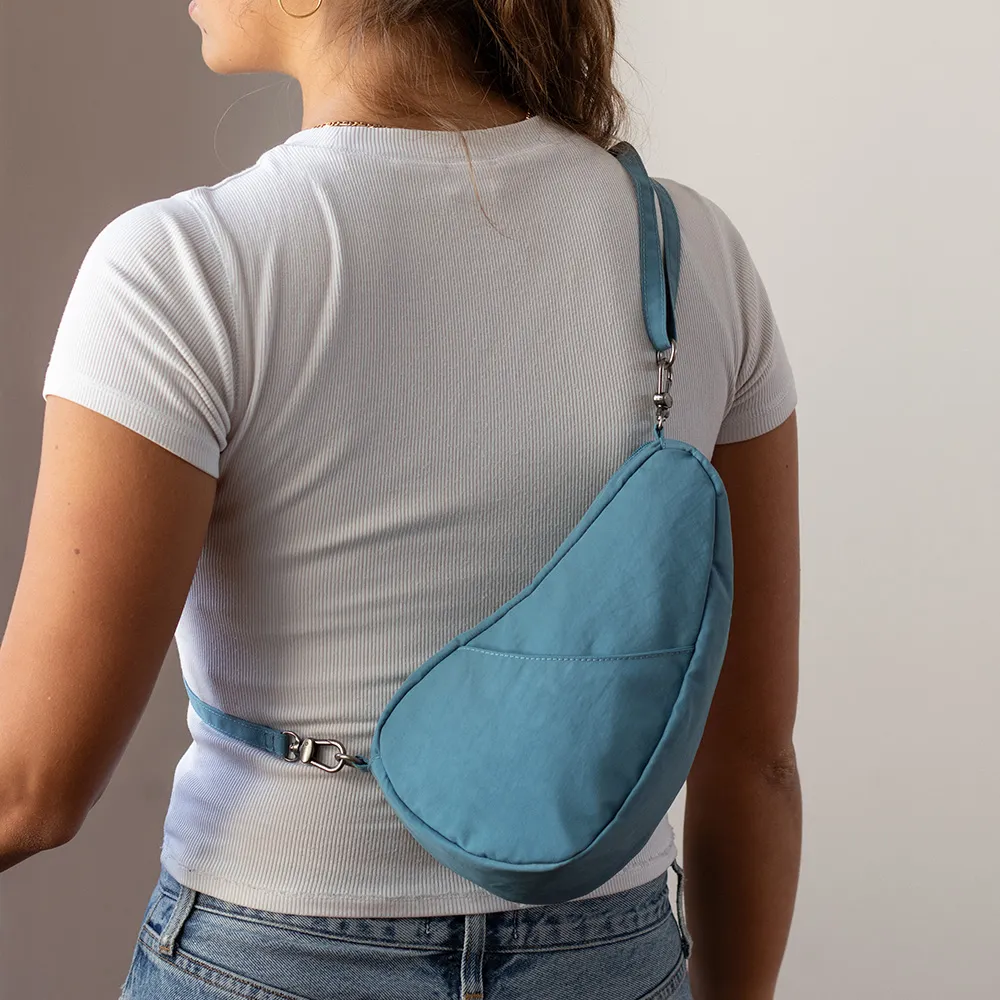 【HEALTHY BACK BAG】官方直營-基本款 TEXTURED NYLON BAGLETT 斜背包-牛仔藍 男側背包 女側背包 包包 小包