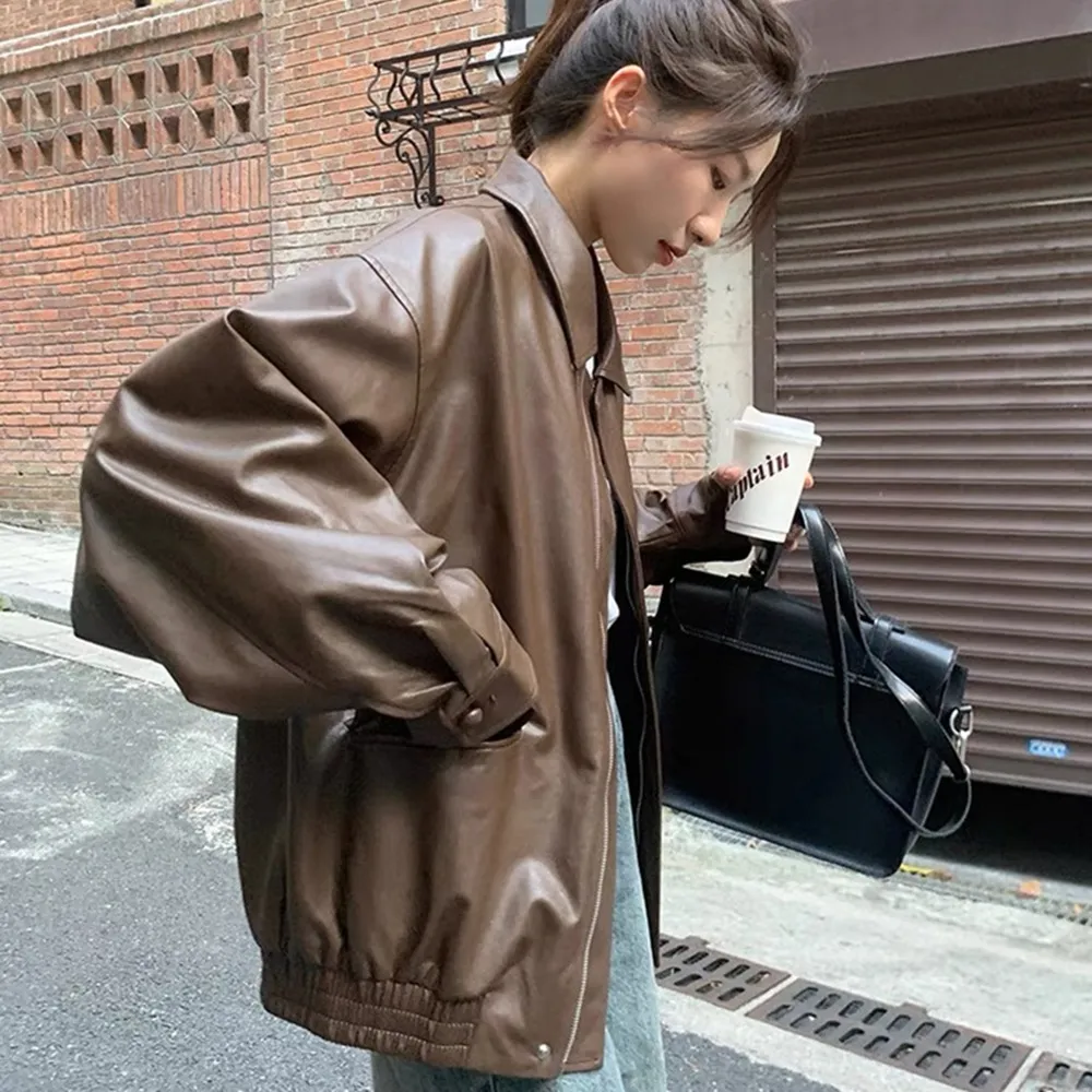 【D.studio】韓版寬鬆復古咖啡色皮衣(皮外套夾克機車外套裝衣服上衣 保暖外套保暖上衣冬天外套 J382)