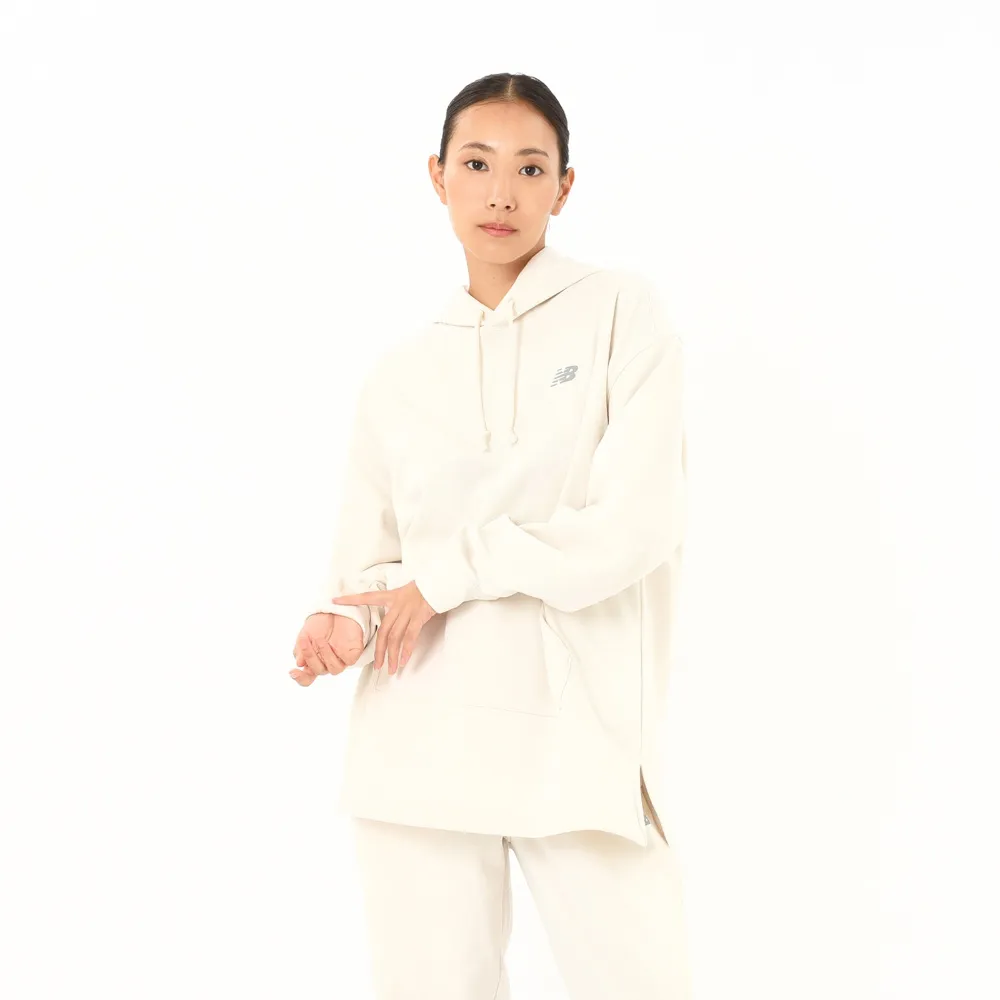 【NEW BALANCE】NB 長袖上衣 女 帽T 美規 杏色 WT43115LIN
